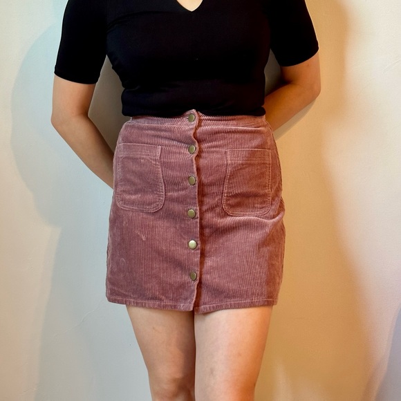 Lilac Corduroy Skirt 🪷 - Picture 3 of 4